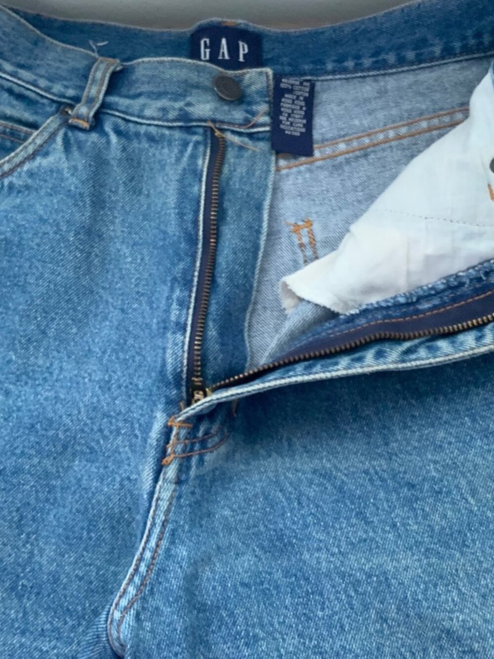 Gap Womens Reverse Fit High-Waisted Vintage Blue Denim Jeans 9/10 Made In Hong K - Picture 6 of 6